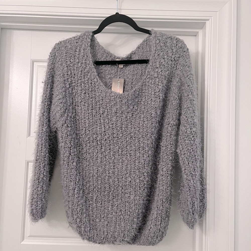 NWT POL grey sweater - Size Large
